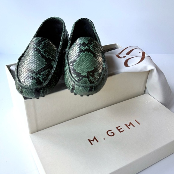 M. Gemi Felize Forest Green Python Snakeskin Embossed Loafers Size 38.5 IT 8 US - Picture 3 of 16